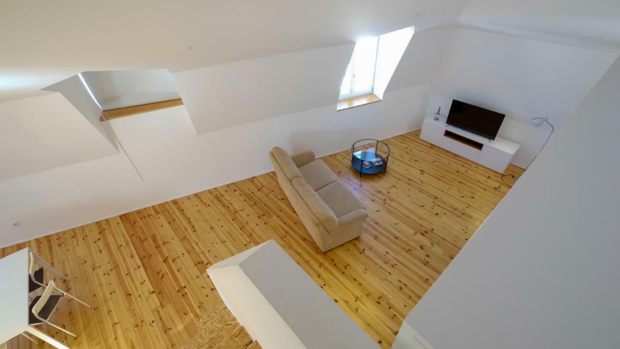 APA L - Loft Guesthouse Jardim das Maes Charming Viseu Exterior foto